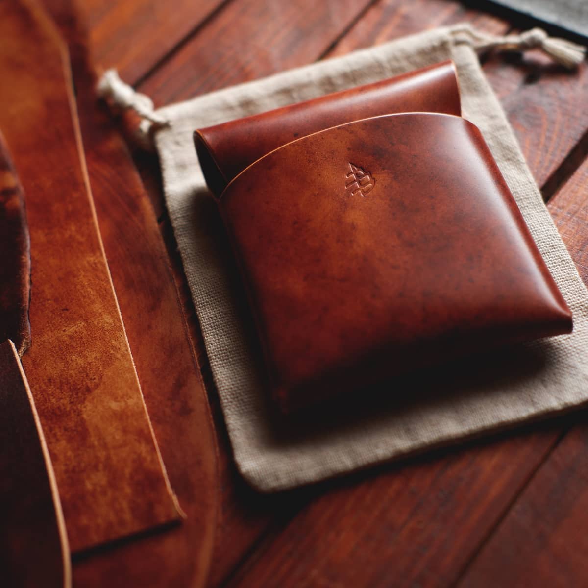 Closeup of The Lodgepole Stitchless Wallet in Cognac Marbled Shell Cordovan leather