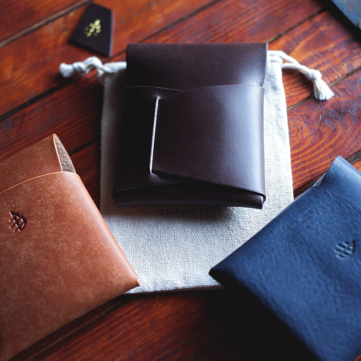 The Lodgepole Stitchless Wallet in Cullata Cavallo leather - back side