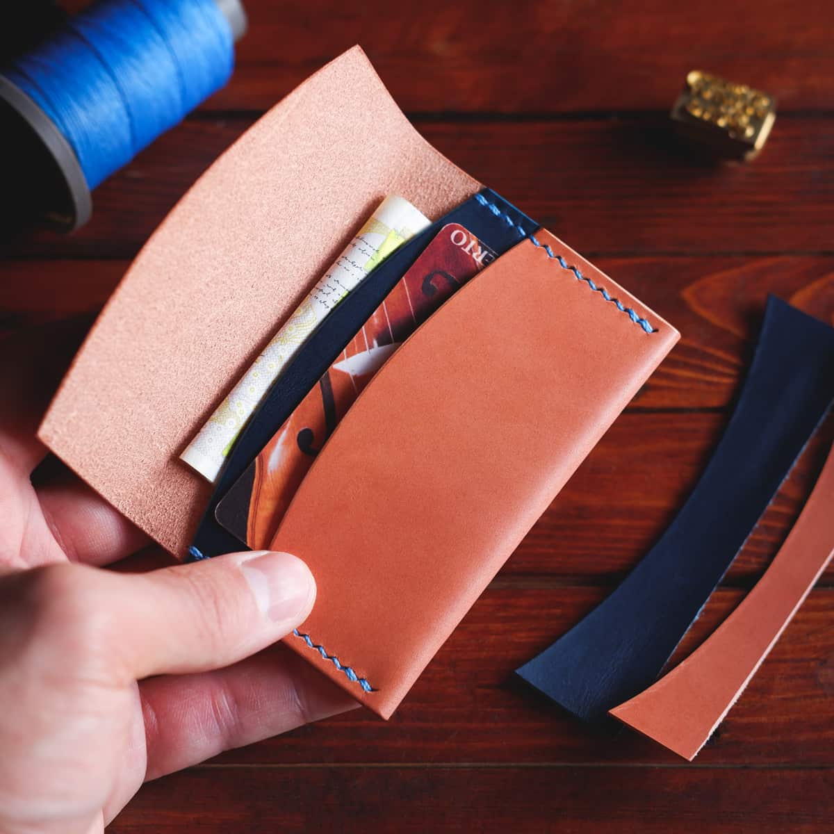 The Mountain Card Wallet in Buttero leather - interior view with cards and cash